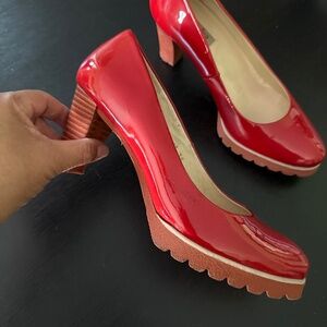 Red Spanish shoes